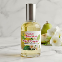 Pear and Freesia Fragrance Spray